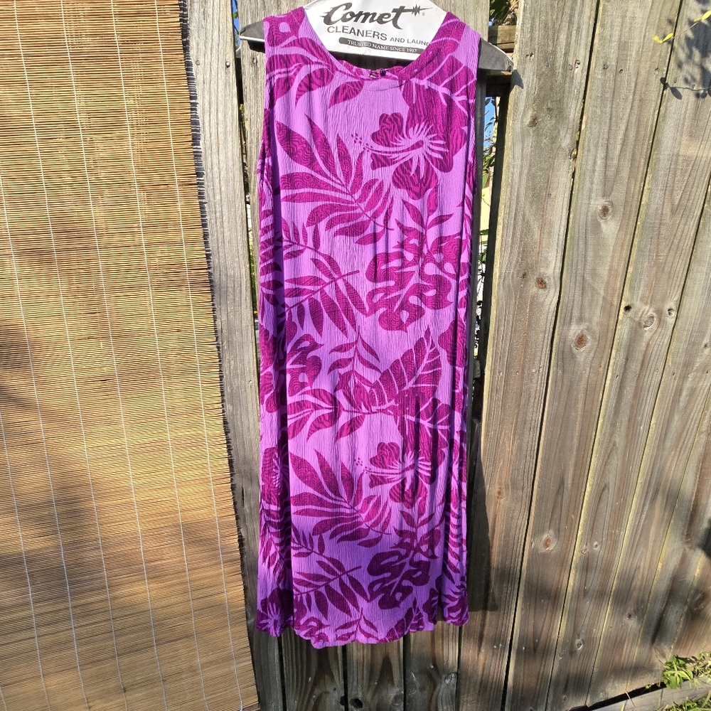 Hibiscus Collection Hawaii Fuchsia floral dress OS
